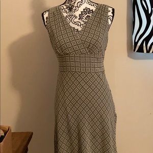 Women’s super cute green pattern address